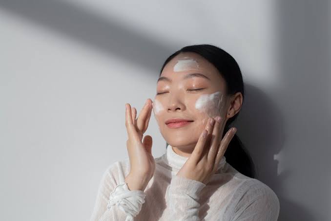 Cách Chọn Mỹ Phẩm Phù Hợp Với Từng Loại Da